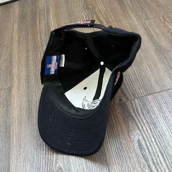 Black Cap with Red Logo - Picture 12 of 12